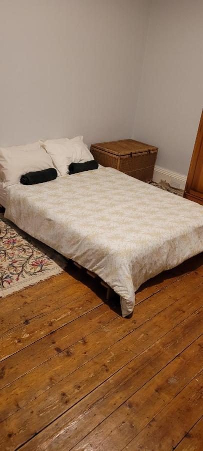 City Centre Flat - Sleep Upto 4 Edinburgh Luaran gambar